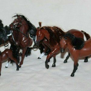 Vintage Grand Champion Lot of 5 Plastic Horses Bro